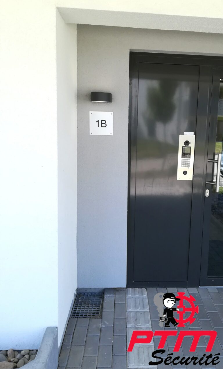 PTM SECURITE PLAQUE SUR MESURE 2-min